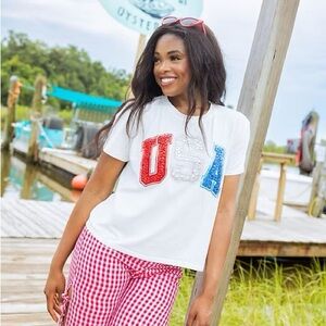QUEEN OF SPARKLES - White USA Sequin Short Sleeve Tee